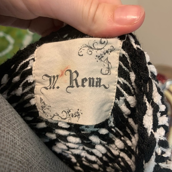 M Rena Heavy Jacket Cardigan full length. - Picture 3 of 5